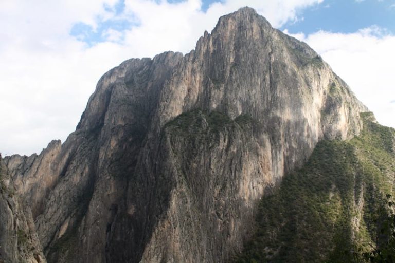 El Potrero Chico The Best Climbing In Mexico [2021 Guide]