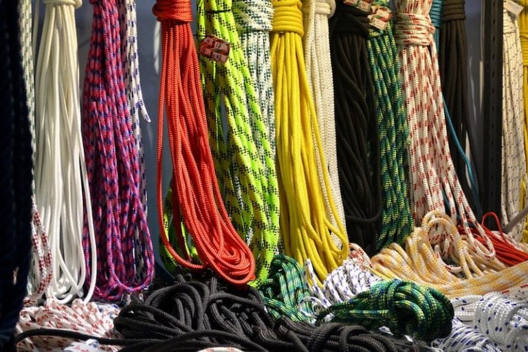 Best Climbing Rope Bag, Backpacks Reviews (W/ Cheap Picks)