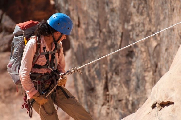 Rappelling Gear Equipment List Of What You Need to Start