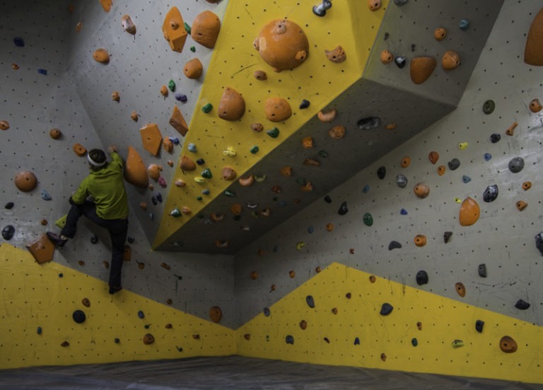 Best Bouldering Shoes for Beginners in 2021