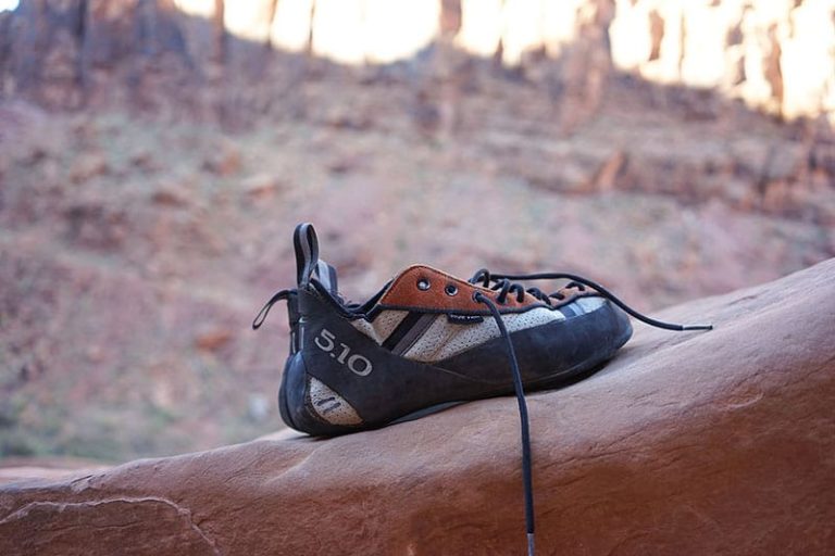 Best Trad Climbing Shoes for Multi Pitch and Cragging [2021]